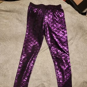 Womens S/M purple mermaid print leggings